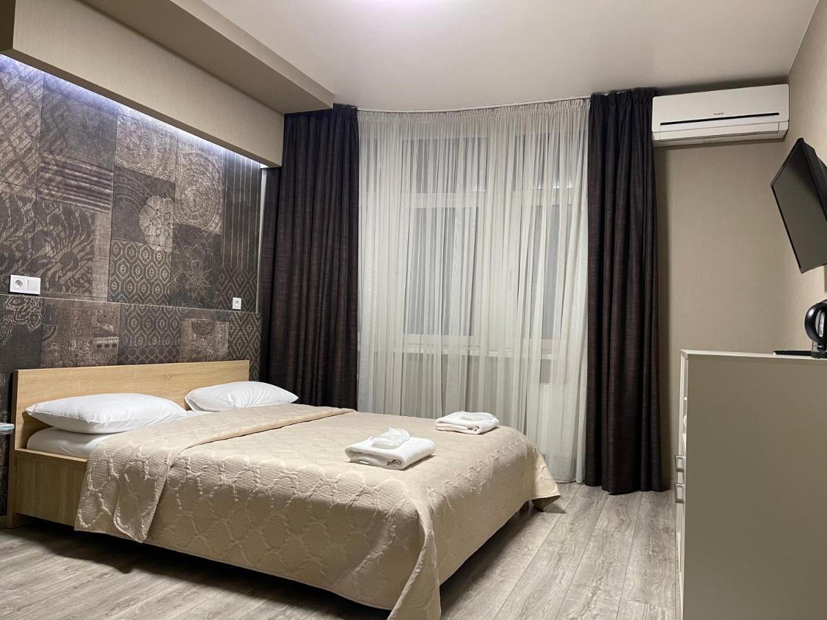 Solo Apartment Ahmatovoy Kiev Exterior foto